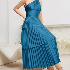Chic Teal One-Shoulder Pleated Midi Dress